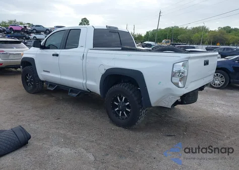 2014 Toyota Tundra Sr5 4.6L V8 z USA, uszkodzony, nr VIN 5TFRM5F15EX079527